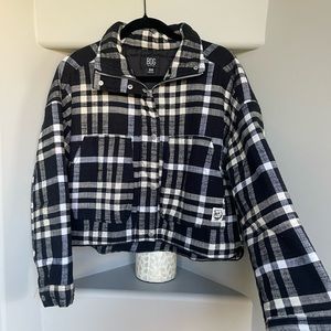 BDG (Urban Outfitters) checkered cropped puffer jacket